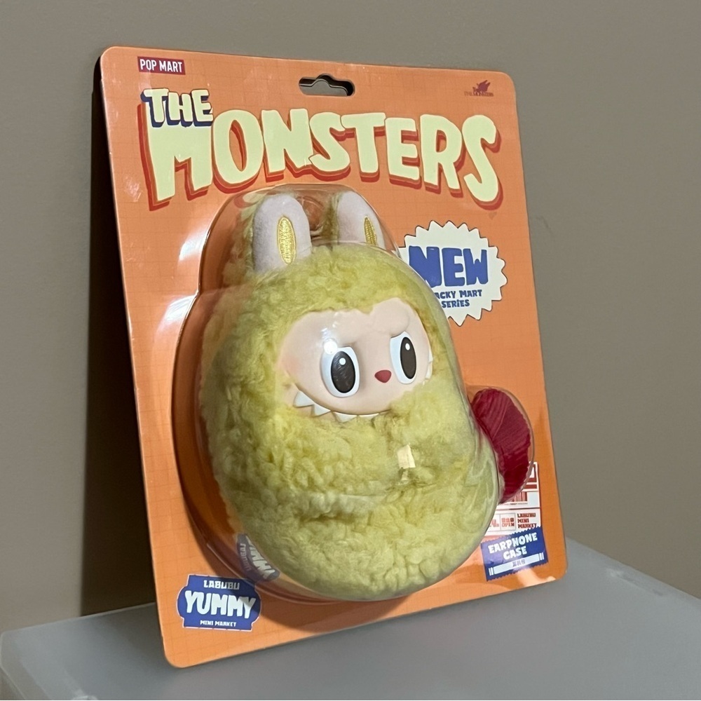 [NEW] POP MART Labubu The Monsters Wacky Mart Tempura Shrimp Earphone Case - Picture 4 of 9